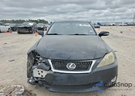 2009 Lexus Is 350 z USA, uszkodzony, nr VIN JTHBE262392016773